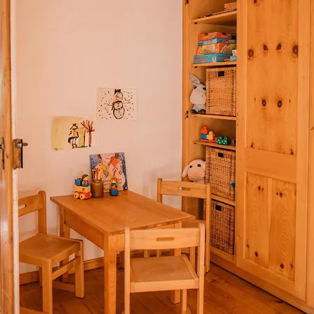 Semesterbostad Hus Sigritta