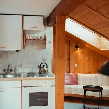 Semesterbostad Hus Sigritta Vandans